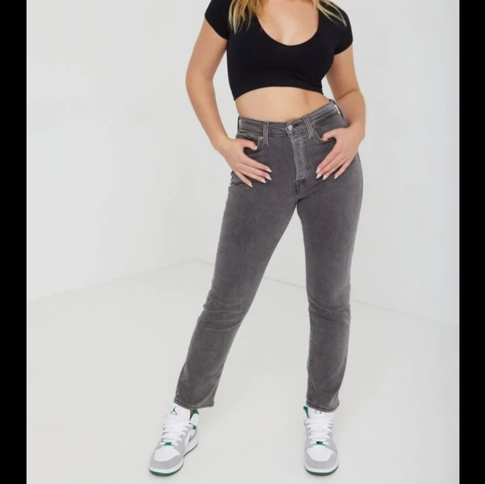 Levi's wedgie straight jeans